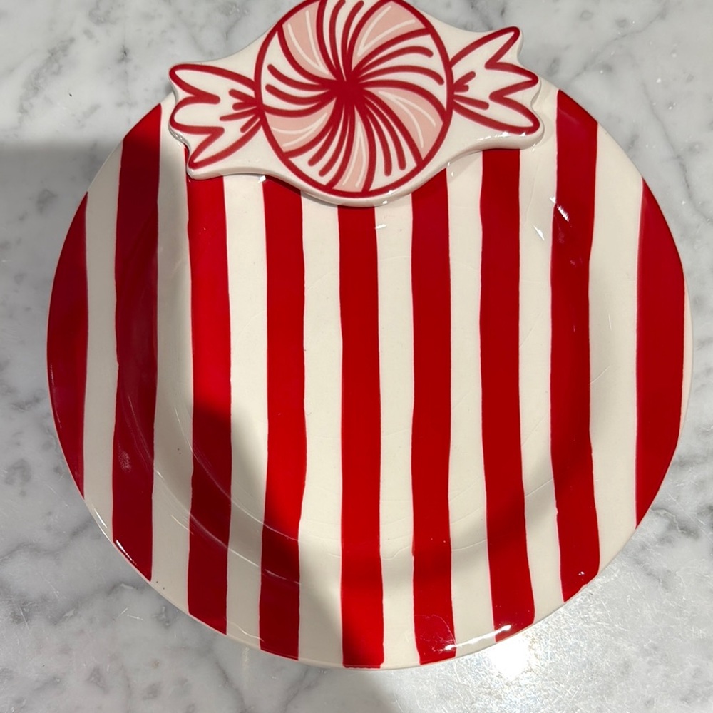 Coton Colors peppermint plate